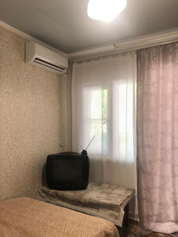 Гостевой Дом «Лиза» Gagra Exterior foto